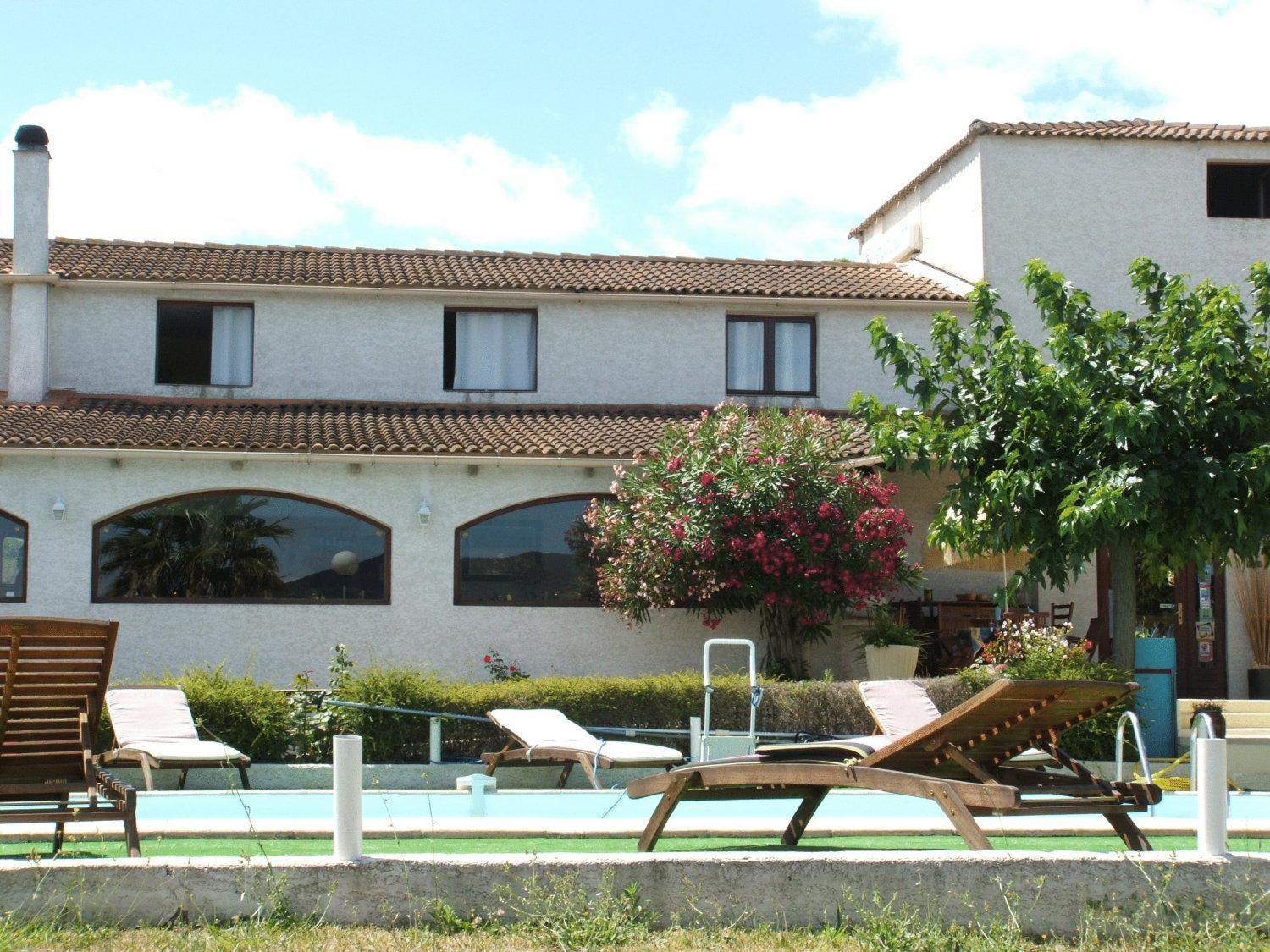 Logis Hotel Le Pressoir Saint-Chinian Exterior photo